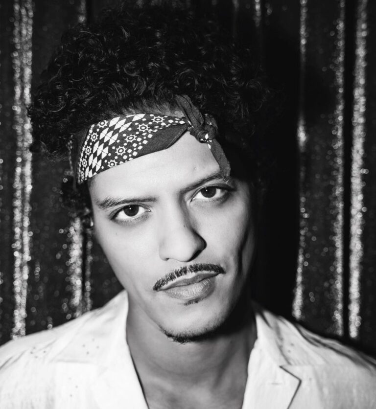 Bruno Mars Tops Charts with “The Romantic” in 2026