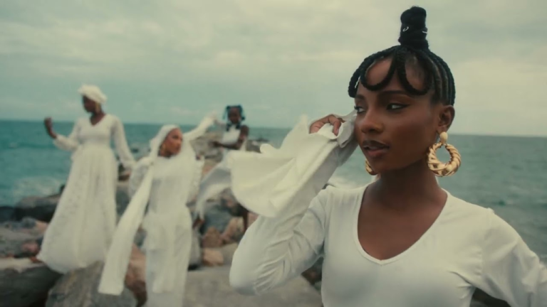 Bella Shmurda – Ara ft. Olamide (Official Video)